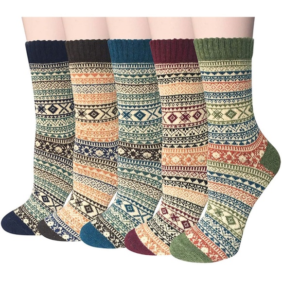 Other - 5 Pairs Men's Vintage Crew Socks